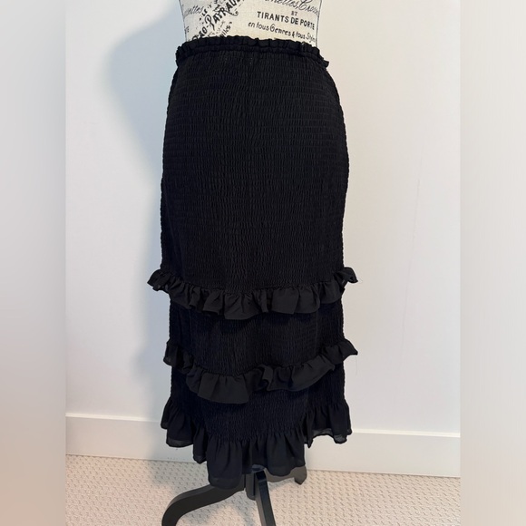 Abercrombie Black Midi Ruffle Skirt - Picture 3 of 5